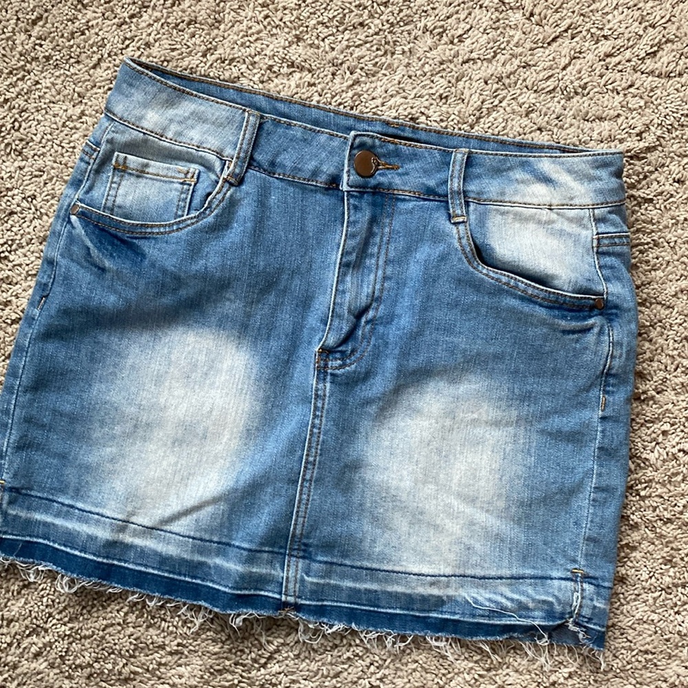 Dollhouse denim skirt